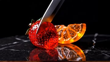 Los vídeos de corte de fruta de cristal ASMR se han convertido en una buena fuente de ingresos.