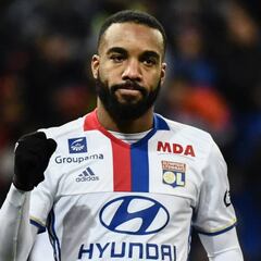 Aulas: "Van dos años negociando con el Atlético por Lacazette"