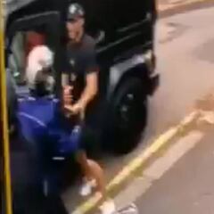 Asaltan a Özil a la salida de un restaurante turco en Londres y Kolasinac le defiende