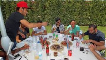 El Tata Martino invitó a sus jugadores a un asado argentino