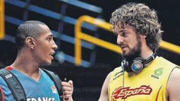 <b>FAMA UNIVERSAL. </b>Boris Diaw y Pau Gasol, estrellas en Europa, en la NBA y, ahora, en Asia.