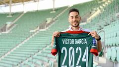 Víctor García, con el Slask.