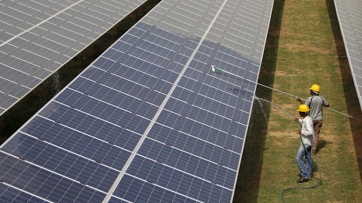 Japón lidera la innovación energética: superpanel que supera a 20 reactores nucleares