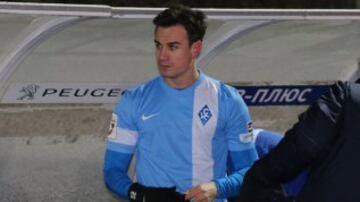 Una breve experiencia en Rusia tuvo el formado en la U. Llegó en la temporada 2015/16, pero fue despedido en la misma campaña.