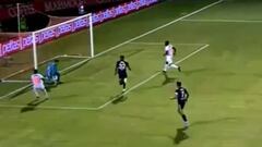 ¡Túnel al arquero! El nuevo golazo de Junior en Turquía