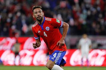 Mauricio Isla tiene 58 victorias en 131 partidos.