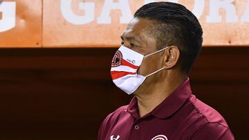 Ignacio Ambríz, el técnico de los arranques complicados