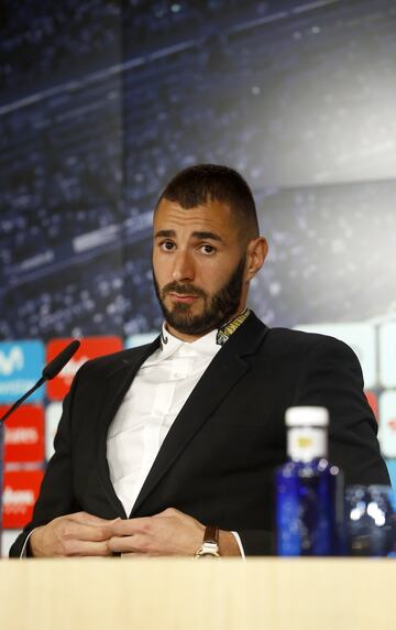 La presentación de la renovación de Benzema en imágenes