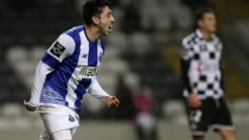 Festejo del golazo de Héctor Herrera.