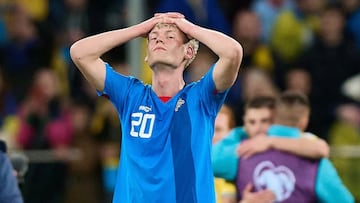 Oskarsson se lamenta por una ocasión fallada con Islandia.