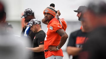 BEREA, OH - JULY 27: Deshaun Watson #4 of the Cleveland Browns looks on during Cleveland Browns training camp at CrossCountry Mortgage Campus on July 27, 2022 in Berea, Ohio.   Nick Cammett/Getty Images/AFP
== FOR NEWSPAPERS, INTERNET, TELCOS & TELEVISION USE ONLY ==