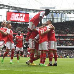 Thierry Henry ve al Arsenal capaz de pelear por el título en Premier League
