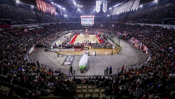 ATHENS, GREECE - MARCH 03: Panoramic view of Friendship Stadium during the 2019/2020 Turkish Airlines EuroLeague Regular Season Round 27 match between Olympiacos Piraeus and Panathinaikos Opap Athens at Peace and Friendship Stadium on March 03, 2020 in Athens, Greece. (Photo by Panagiotis Moschandreou/Euroleague Basketball via Getty Images)