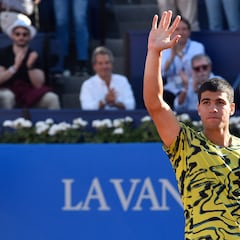 Alcaraz barre a Evans y peleará por su segundo Godó