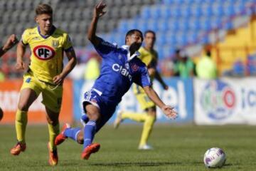 César Cortés 3: U.Católica (Clausura 2005), Huachipato (Clausura 2012), U.de Chile (Apertura 2014-2015).