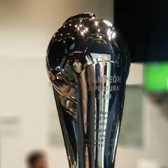 El trofeo que se disputarán América y Rayados visitó As México