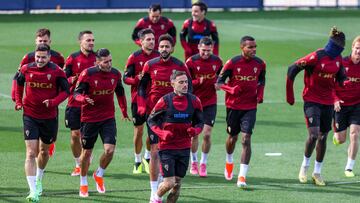 26/03/24 CADIZ CF ENTRENAMIENTO 
GRUPO  ROGER MARTI