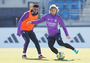 Rodrigo y Modric, durante un entrenamiento del Real Madrid.