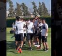 La primera práctica de Vidal en Colo Colo: bautizo y barridas