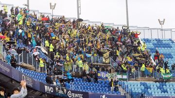 Aficionados del Cádiz en la anterior visita a La Rosaleda.