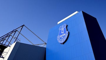 Everton severs ties with three Russian companies