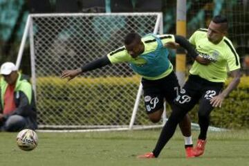 El equipo de Juan Carlos Osorio entrena con los mejores jugadores previo a sus dos compromisos definitivos que tendrá en el torneo doméstico y en la Copa Libertadores.