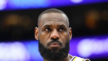 What did the Lakers say about LeBron James' fitness?