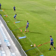 El Zaragoza empieza a entrenarse en grupo
