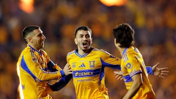 Soccer Football - Liga MX - Final - First Leg - Tigres UANL v Toluca - Estadio Universitario, Monterrey, Mexico - December 11, 2025 Tigres UANL's Angel Correa celebrates scoring their first goal with his teammates REUTERS/Daniel Becerril TPX IMAGES OF THE DAY