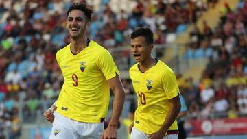 La selección de Célico se mostró muy contundente en ataque y superó a Venezuela, que no disputará el Mundial de Polonia. Campana destacó con dos goles.