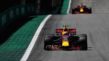 Verstappen y Ricciardo, pilotos de Red Bull.