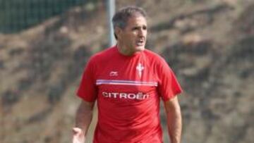 <b>MOTIVADOR. </b>Paco Herrera quiere transmitir optimismo al Celta.