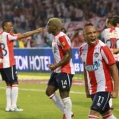 Junior concentra 18 jugadores para la final, incluido Toloza