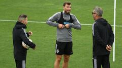 +++++++++ durante el entrenamiento de la SD Ponferradina en el campo anexo de El Toralin en Ponferrada foto Luis de la Mata
 
 
 
 