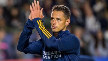 Javier Hernandez de Los Angeles Galaxy en el Dignity Health Sports Park en California.