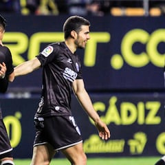 Resumen y goles del Cádiz-Huesca de la Liga 1|2|3|