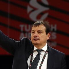 Ataman: "No queremos ganar la Liga, solo vencer a la pandemia"