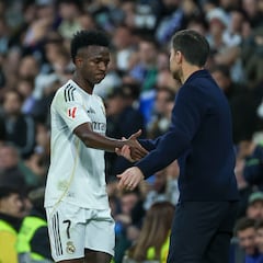 Más pitos para Vinicius