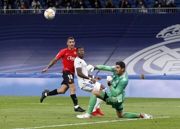 Thibaut Courtois, David Alaba y Antonio Sánchez.