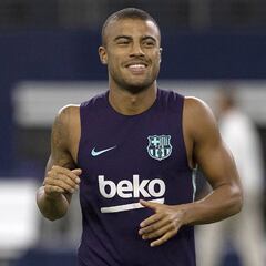 Valencia: el fichaje de Rafinha daría oxígeno al capitán Parejo