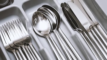 drawer box with cutlery set