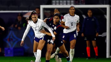 La selección de las Barras y las Estrellas busca sellar su pase a los cuartos de final de la Copa Oro W este viernes ante un cuadro argentino que busca su primer triunfo.