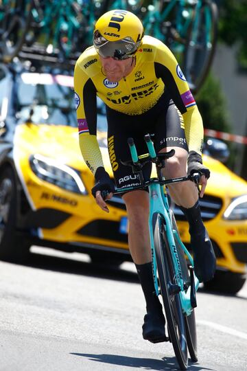 Contrarreloj cargada de emociones en el Giro de Italia 