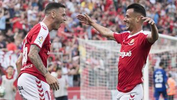 El Nàstic gana y se salva; el Rayo se proclama campeón