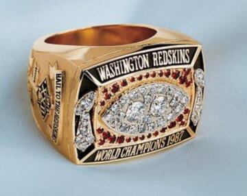 Washington Redskins 42 - 10 Denver Broncos
31 de enero de 1988
MVP: Doug Williams