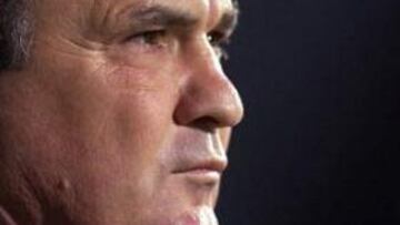 <b>FAVORITISMO. </B>José Antonio Camacho prefiere que España no lleve el cartel favorito.