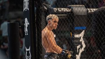 Isaac Ibelky durante su pelea en Famma League.