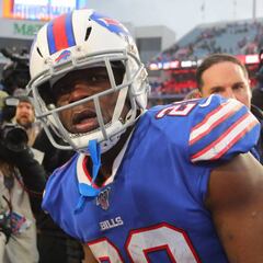 Frank Gore pasa a Barry Sanders en la lista de yardas terrestres