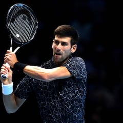 Resumen y resultado del Djokovic - Zverev (6-4 y 6-1): Nole suma y sigue en Londres