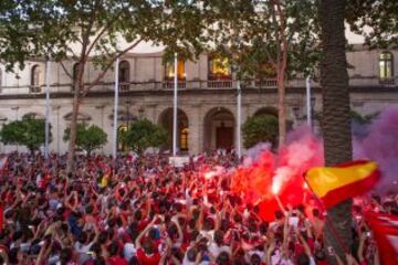 Best images of Sevilla's Europa League victory parade